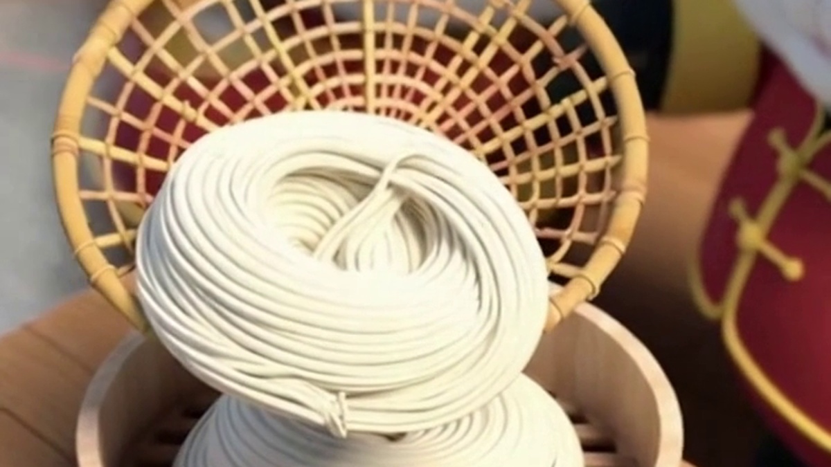 1人分の麺を束ねたところ